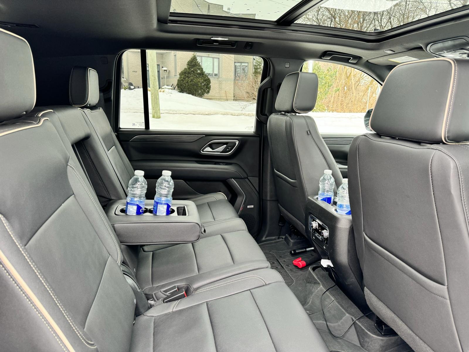 Cadillac Escalade & Lincoln Navigator - Luxury SUV for group transport